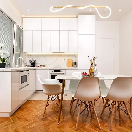 Spacious 2bd In By Flat Mаnager * Пловдив